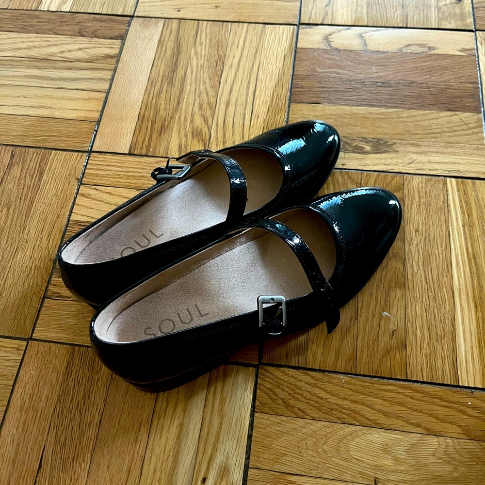 Naturalizer Mary Jane’s